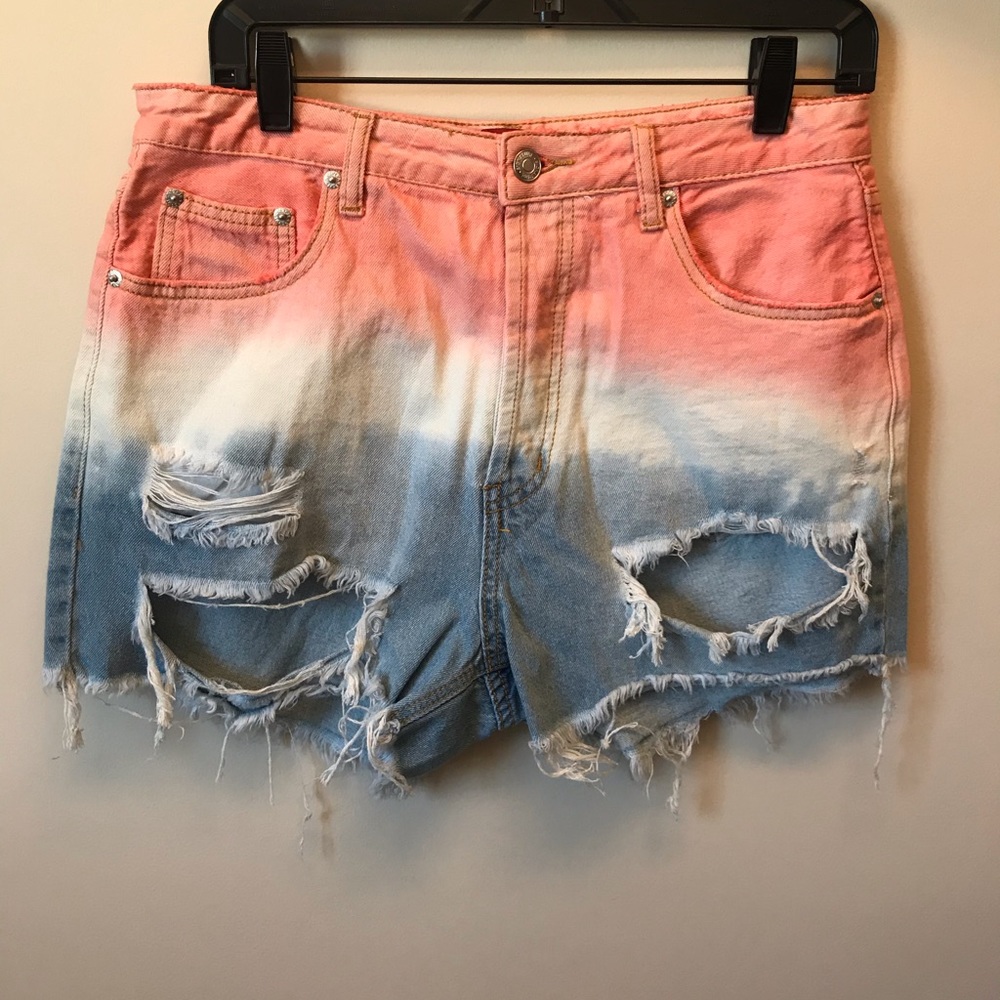 Cut off shorts